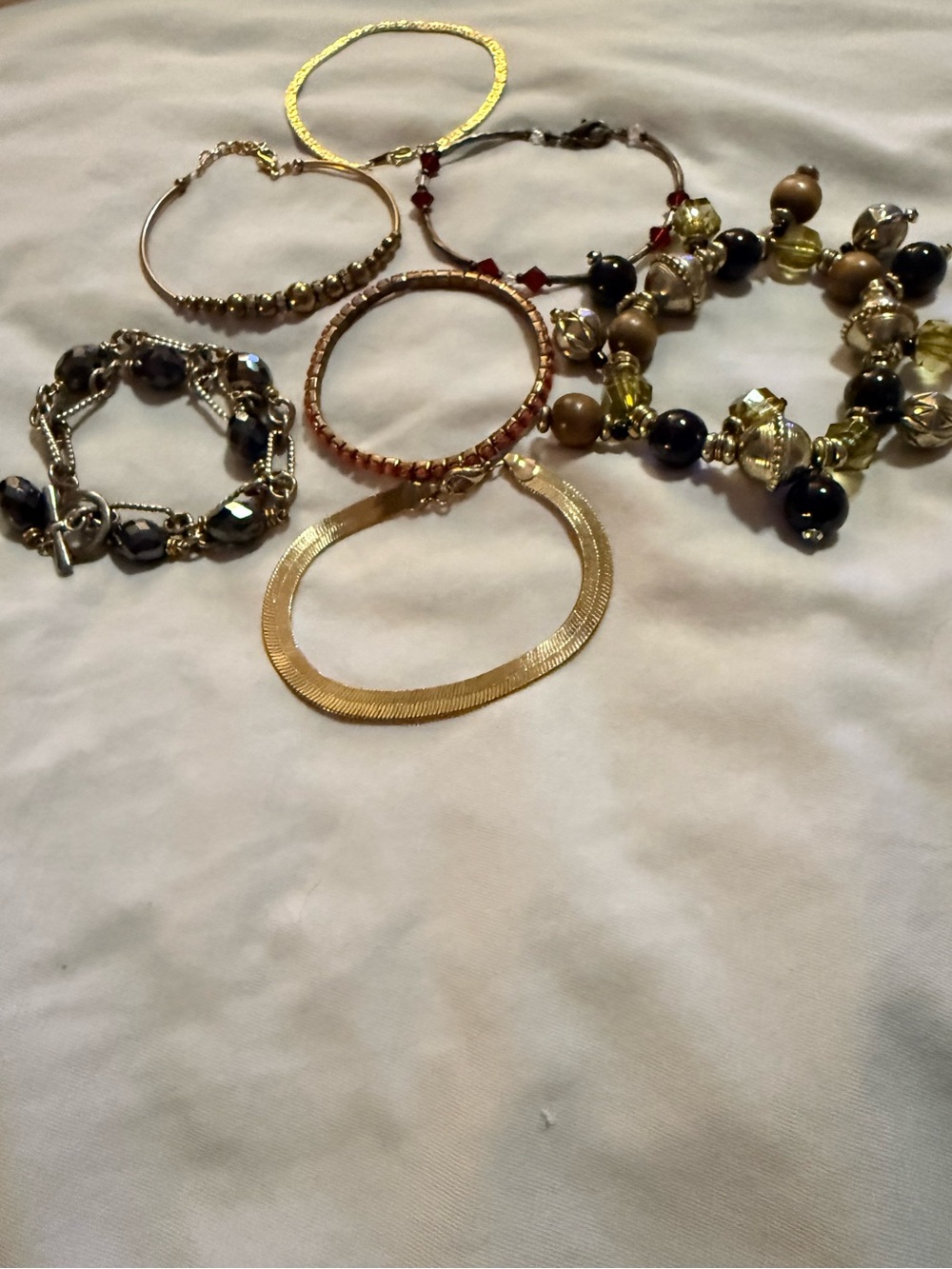 Vintage Women's Fashion Mixed Lot 7 Bracelets